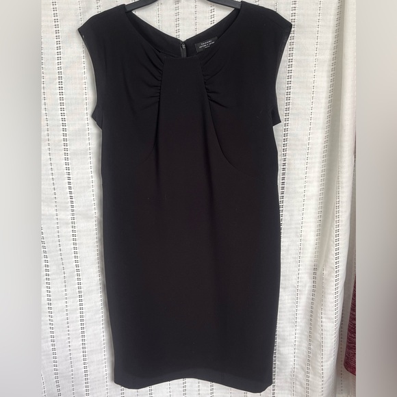Tahari ASL Dresses & Skirts - Tahari ASL Black Sheath Midi Dress Size 10P EUC